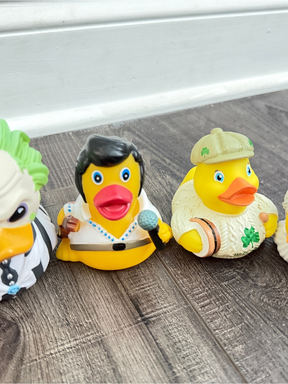 Assorted Jeep Ducks - Picture 2 of 3